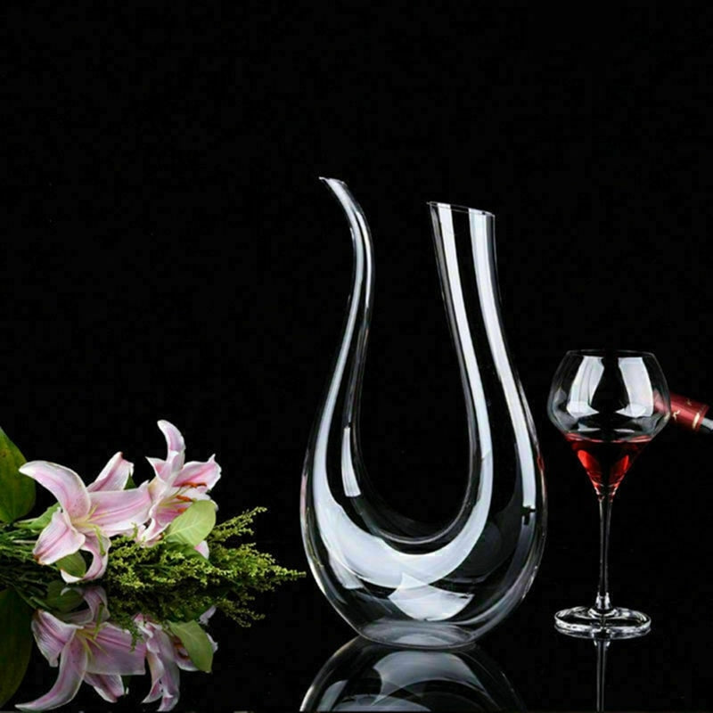 CrystalCurve Wine Decanter